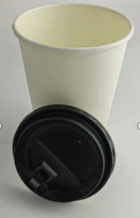 पेय रिपल पेपर कप ढक्कन के साथ एकल दीवार 8 औंस पुनर्नवीनीकरण योग्य कंपोस्टेबल